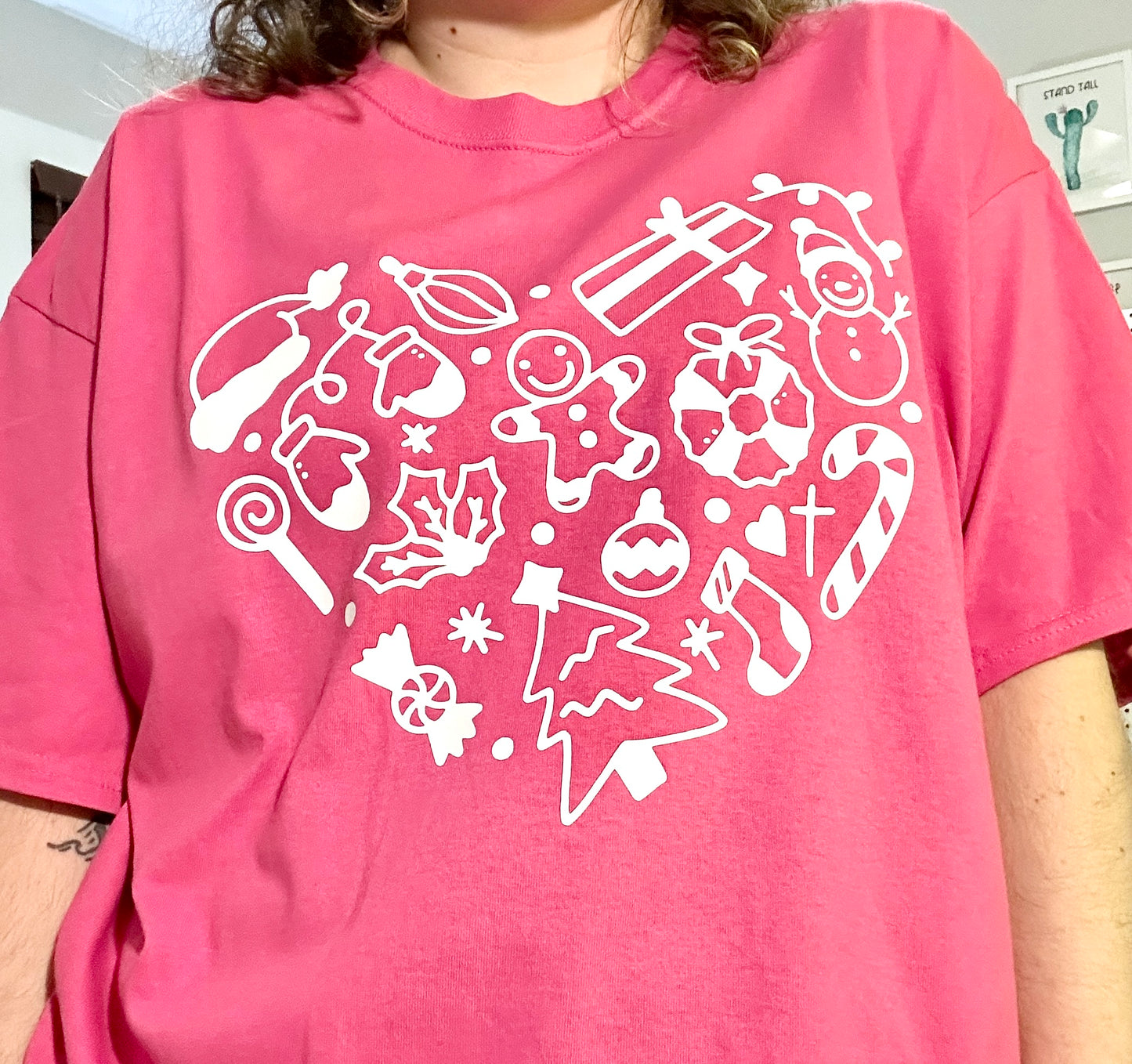 Heart of the Holidays Tee - Pink